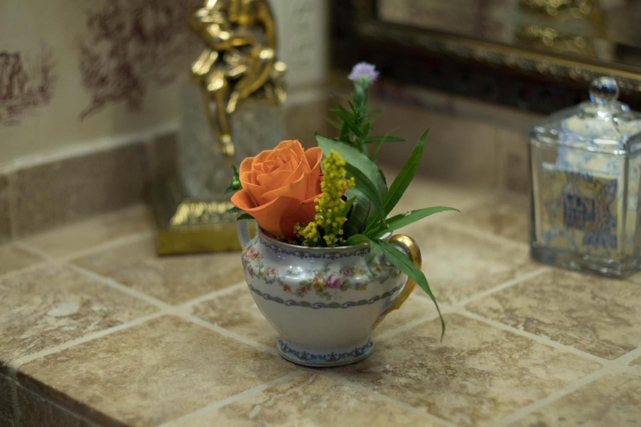 The Victoria Bed & Breakfast เบนตันวิลล์ ภายนอก รูปภาพ